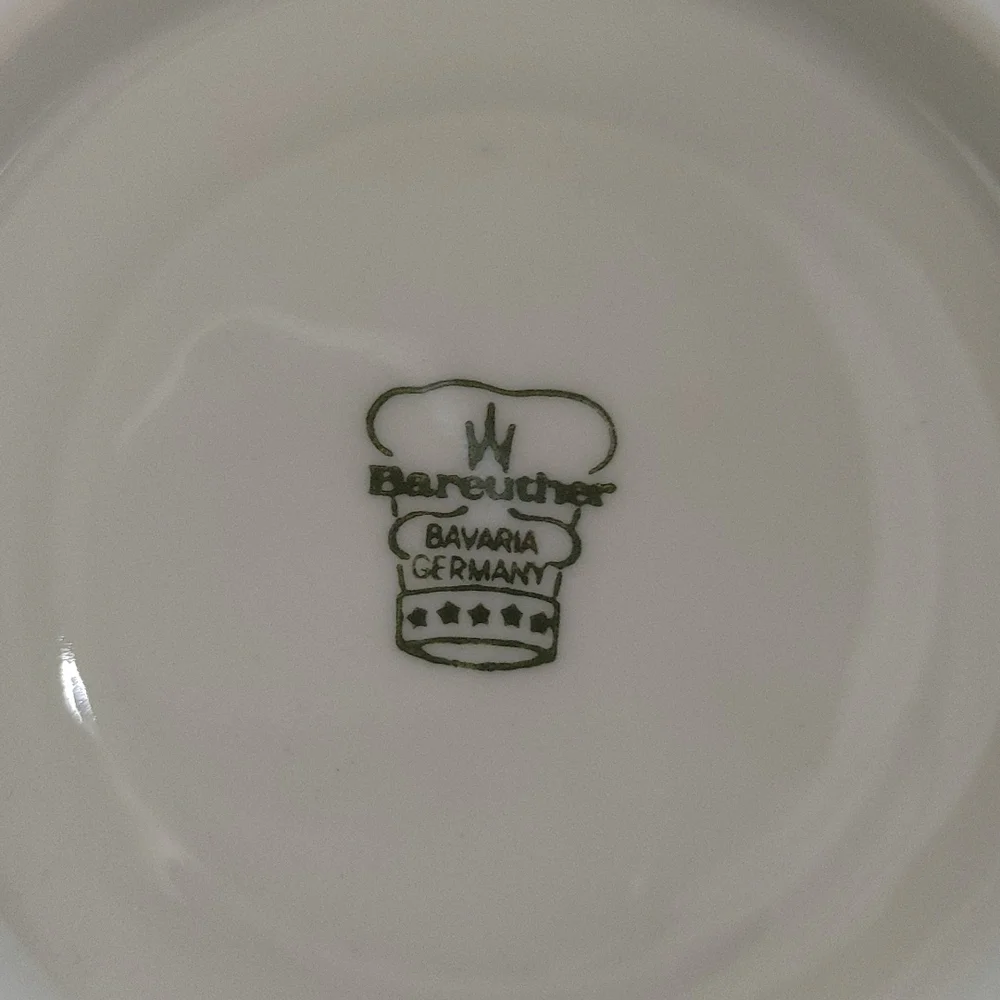 Vintage 4 Pcs White Bareuther Bavaria Demitasses Cup & Saucer